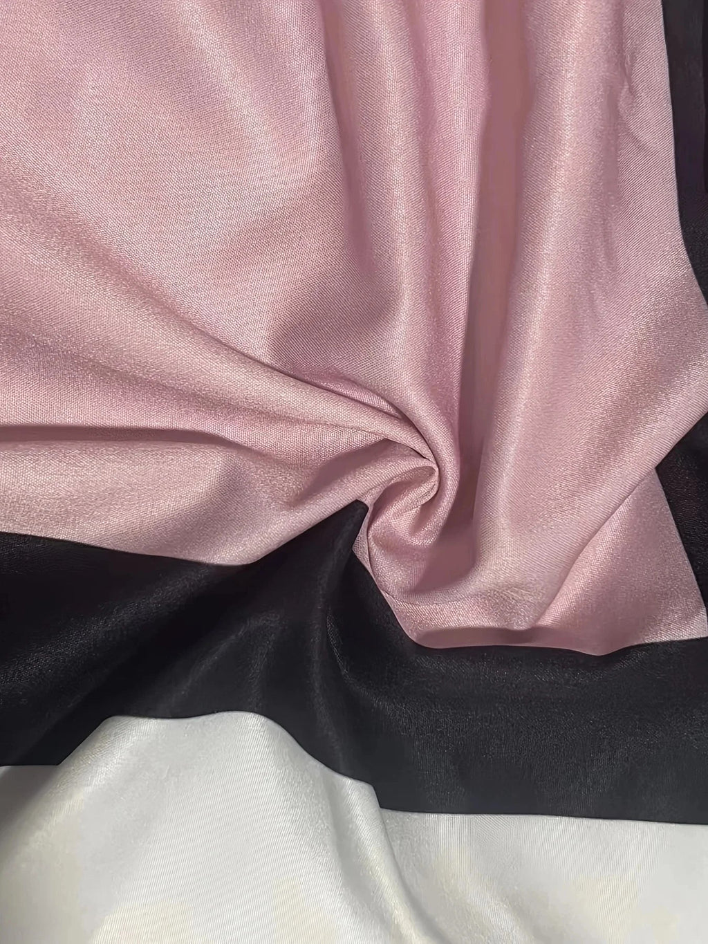 Robe Élégante à Boutons au Design Chic