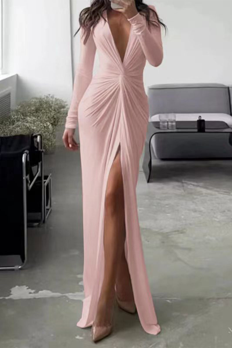 Chloé - Sophisticated V-Cut Dress with Pleated Neckline