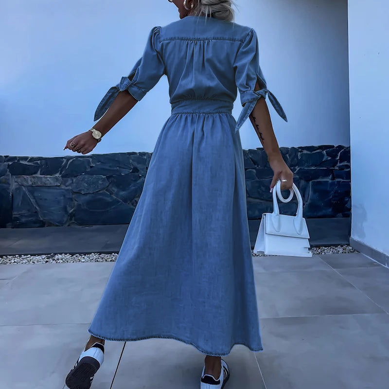 Chic Denim Dress - Eva