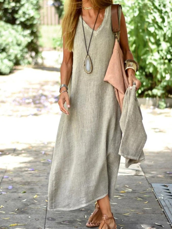 Robe Maxi d'Été Khrishna" can be rewritten as "Khrishna Maxi Dress for Summer.