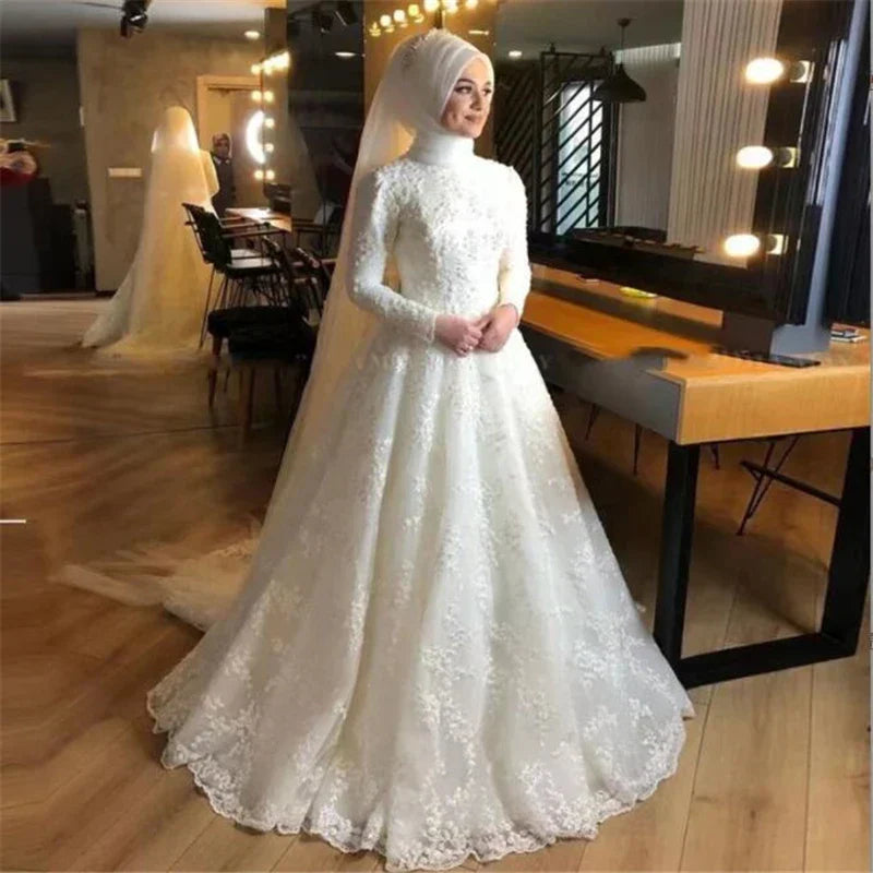Robe de Mariée Chic et Majestueuse