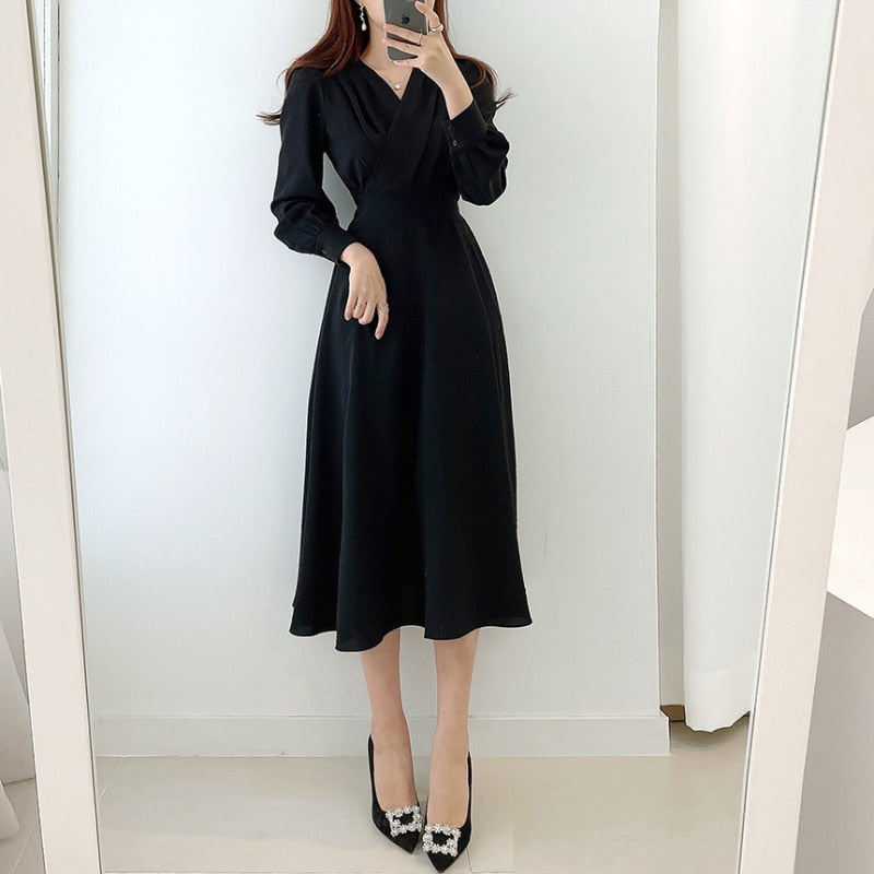 Robe A-Ligne Élégante avec Décolleté en V et Manches Volantes