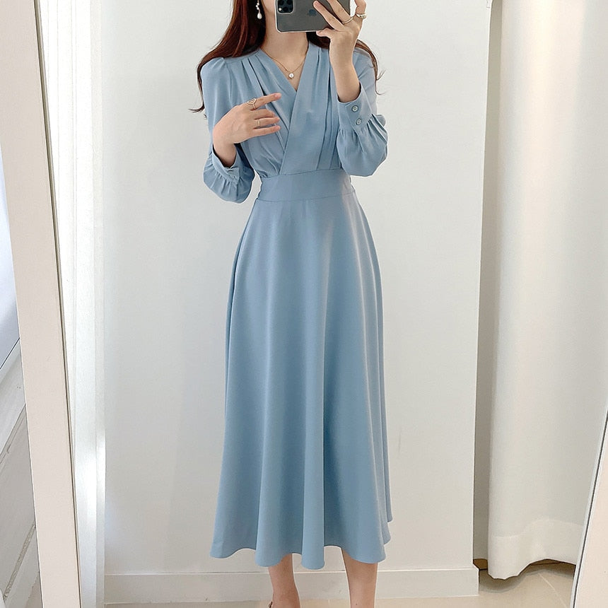 Robe A-Ligne Élégante avec Décolleté en V et Manches Volantes
