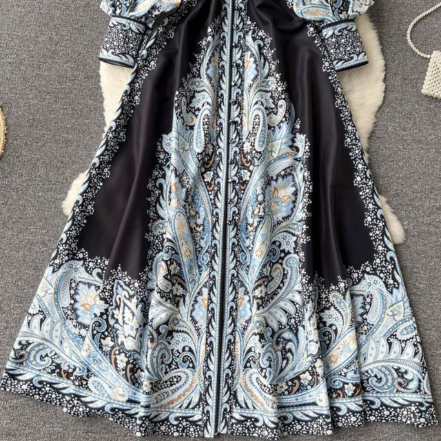 Robe A-Line Fleurie avec Ceinture