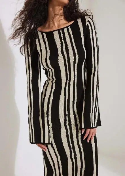 Stacey - Floral Maxi Dress