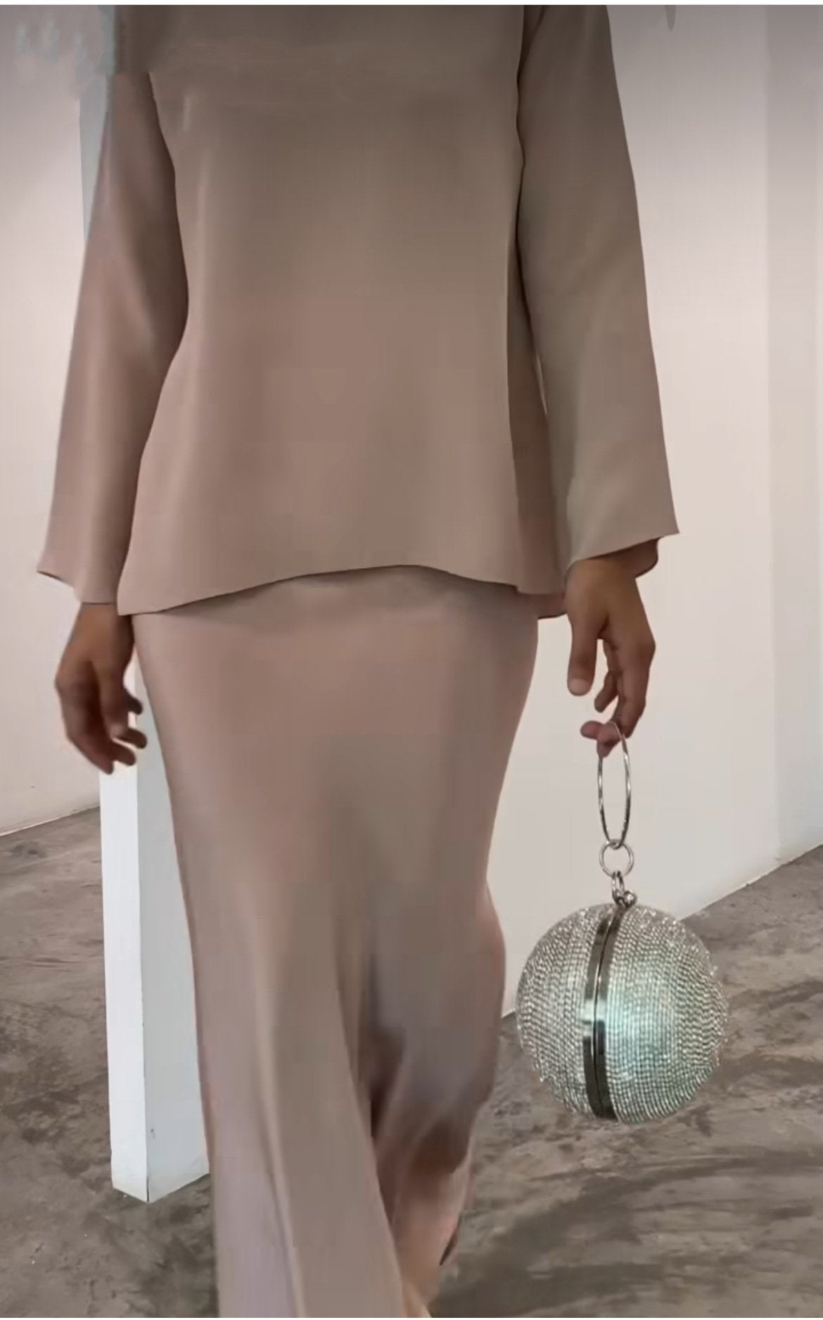 Asya - Ensemble de Robe en Perles Américaines